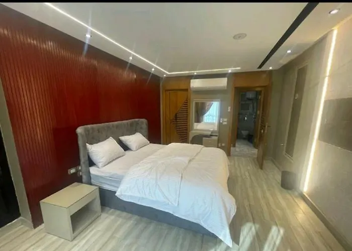 Luxury Apartment In Cairo